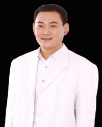 李泽鹏 李泽鹏