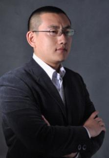 张顾严 张顾严
