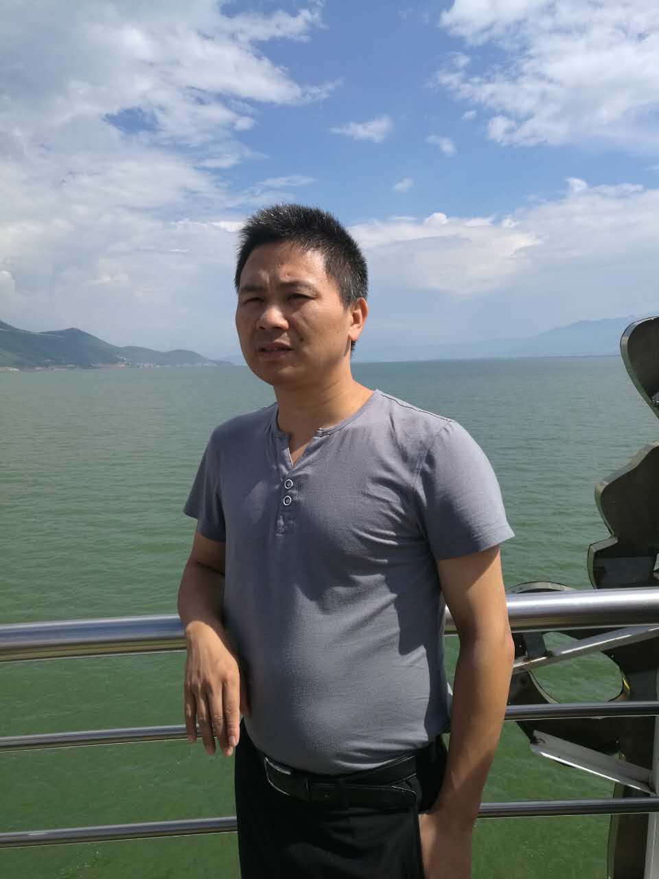 程龙贵 程龙贵