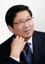 侯龙文 侯龙文