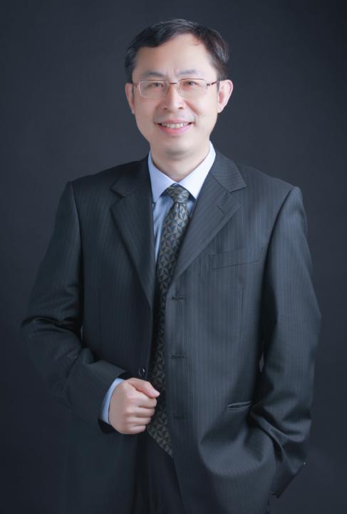 严旭 严旭