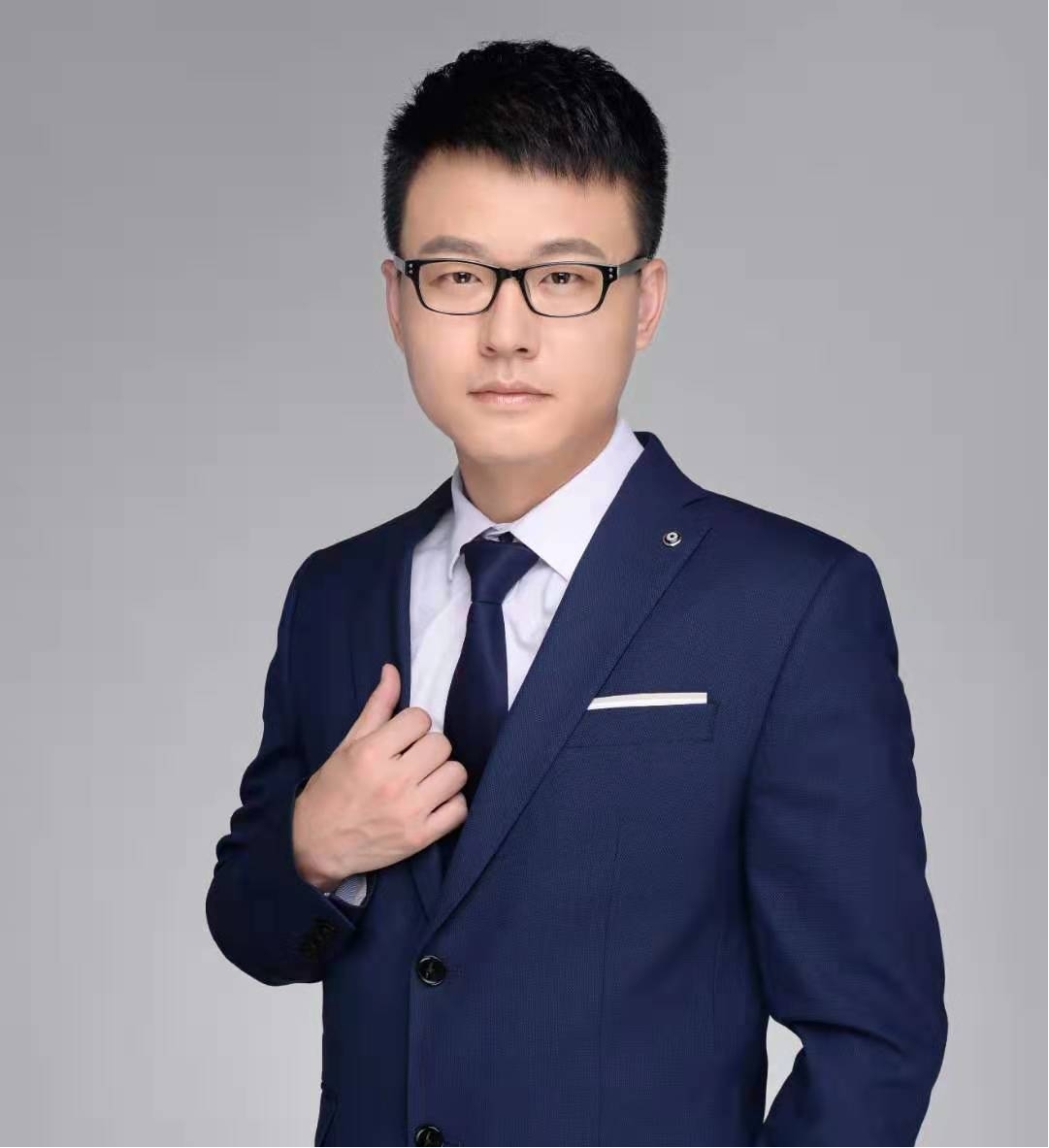 张泽然 张泽然