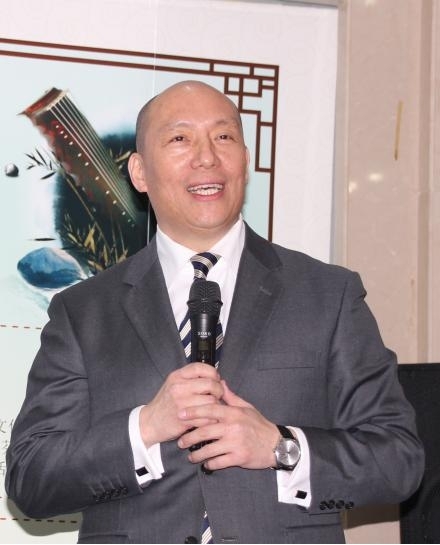 张士广 张士广